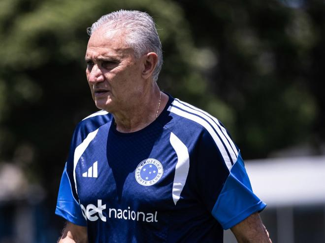 Treinador pode contar com alguns reforços da equipe considerada principal