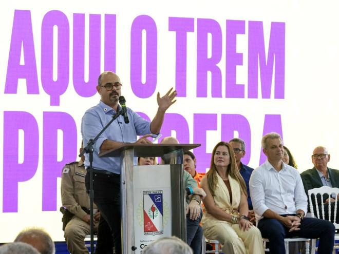 Vice-governador Mateus Simões afirmou que a decisão do TCE enxergava os policiais como inimigos: ''nós não nos curvaremos ao autoritarismo''