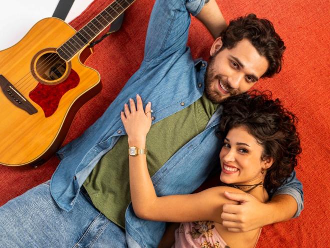 ''Cinderela e o Segredo do Pobre Milionário'', a primeira novelinha original do Globoplay 