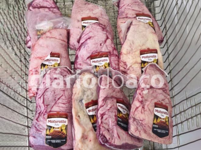 As peças de cortes nobres de carne bovina totalizaram R$ 1.615,38