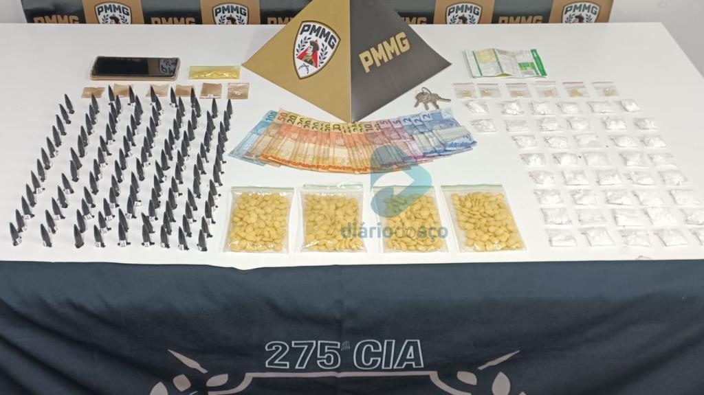 Foram encontrados mais entorpecentes na residência do indivíduo 