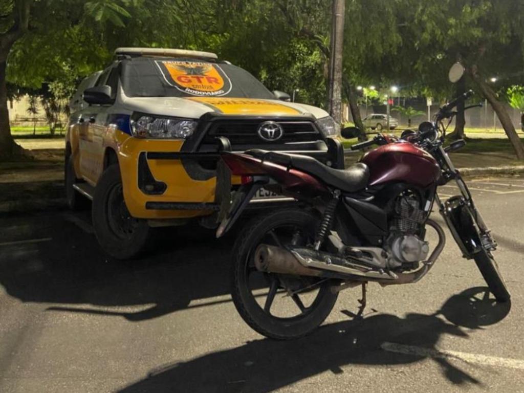 Honda CG 150 Fan. tinha vários sinais de adulteração e foi apreendida,  condutor foi preso 