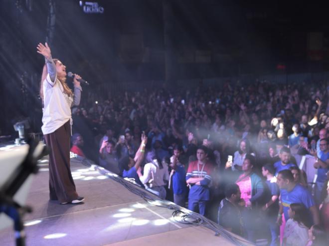 Evento chega à 6ª edição com programação especial, incluindo apresentações musicais, premiação e show com a cantora Isadora Pompeo