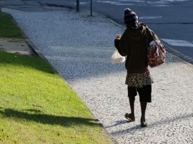 População vulnerável em situação de rua durante período de frio intenso 