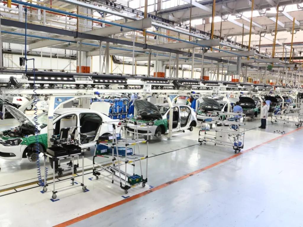 ''A eletromobilidade gerará mais benefícios ao país quanto maior for sua capacidade de agregar valor e fortalecer a base industrial e tecnológica nacional'', afirma a Anfávea