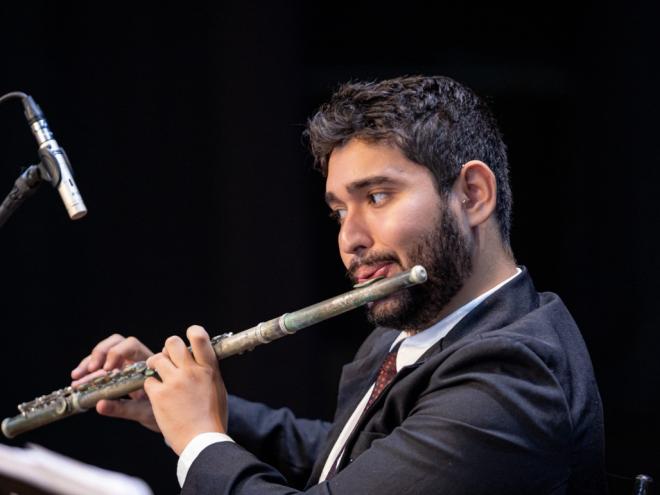 O músico Jadiel Patrick apresenta o espetáculo ''Música Clássica para Crianças''