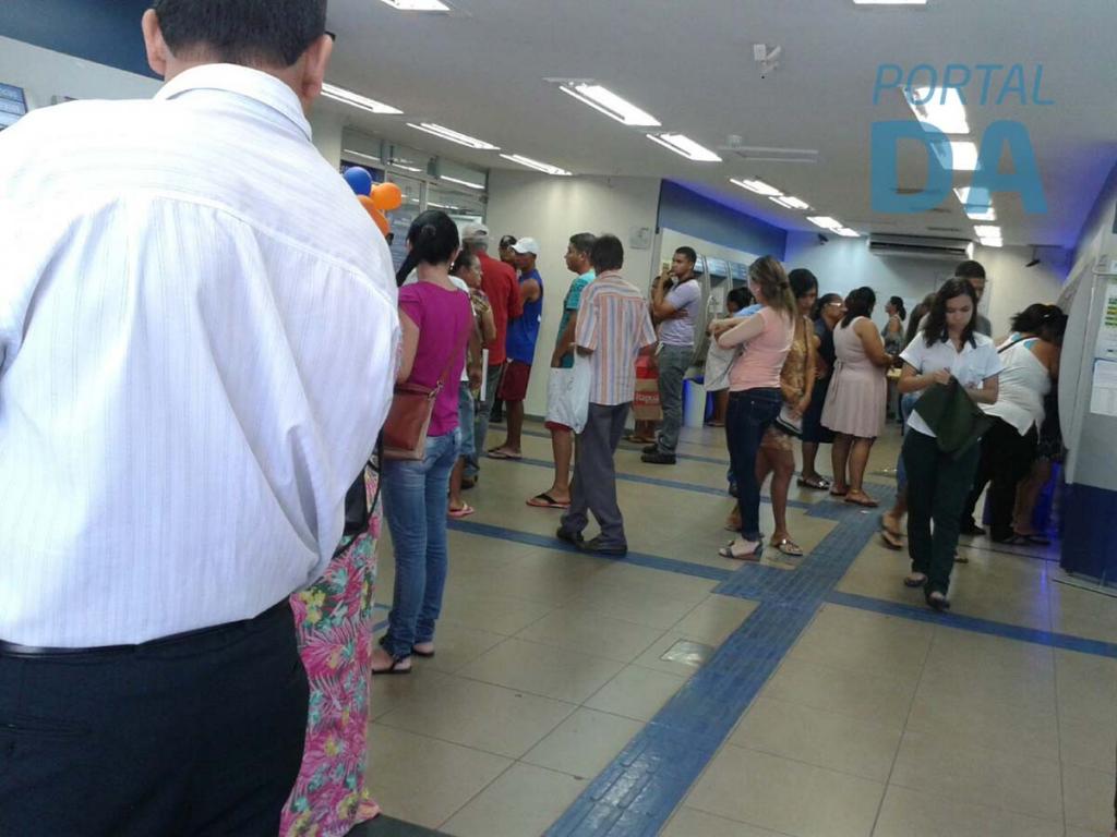 Paralisação acumulou serviços por mais de um mês