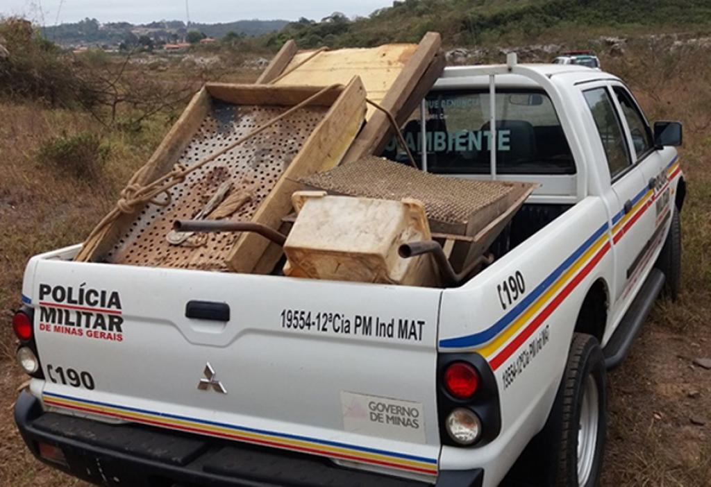 PM Ambiental apreendeu materiais do garimpo