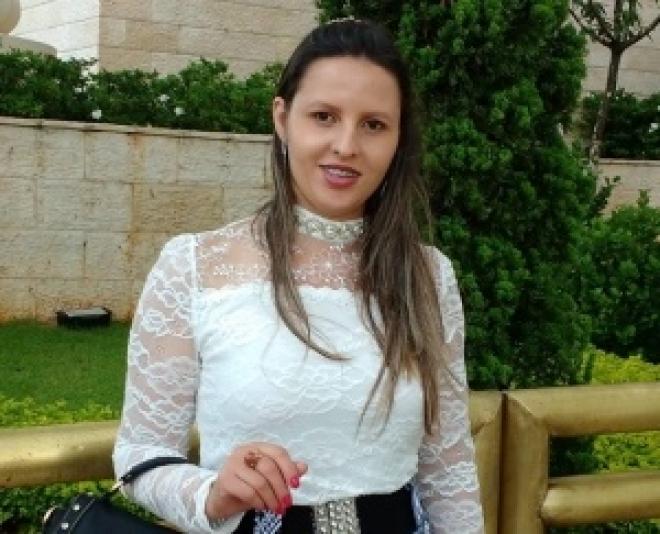 Flávia foi socorrida, mas não resistiu