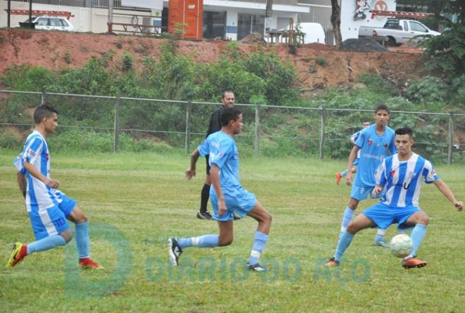 Novo Cruzeiro não tomou conhecimento do mandante e obteve uma vitória incontestável, por 5 a 0.