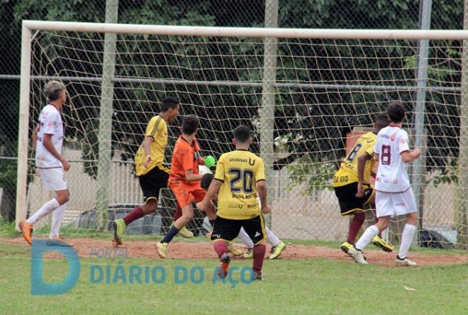O Beira Rio confirmou, diante do Novo Cruzeiro, na manhã do sábado, 26, no campo do Planalto II, a vaga para decidir, com a Usipa, o título do Campeonato Ipatinguense Infantil.