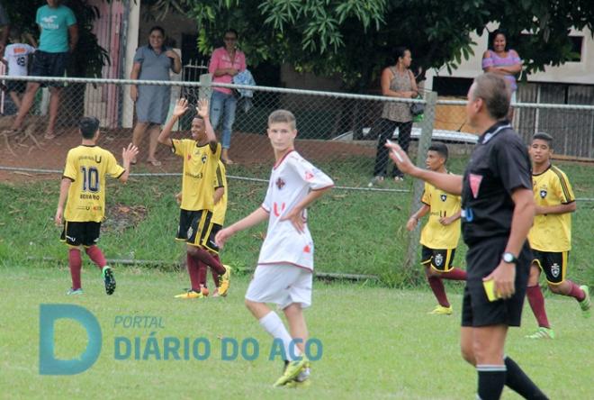 O Beira Rio confirmou, diante do Novo Cruzeiro, na manhã do sábado, 26, no campo do Planalto II, a vaga para decidir, com a Usipa, o título do Campeonato Ipatinguense Infantil.