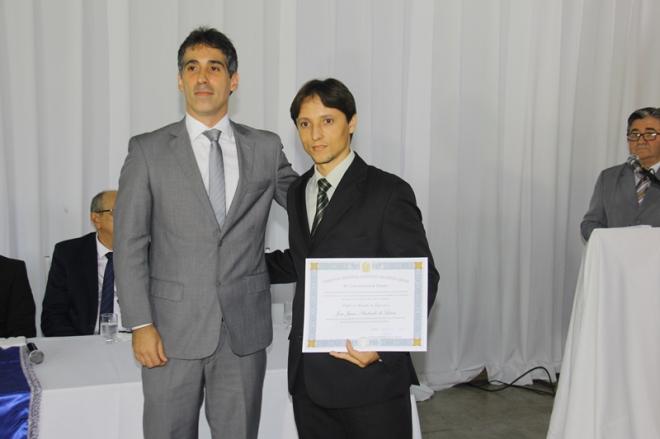 Prefeito eleito de Jaguaraçu, José Junio Andrade de Lima, recebe o certificado