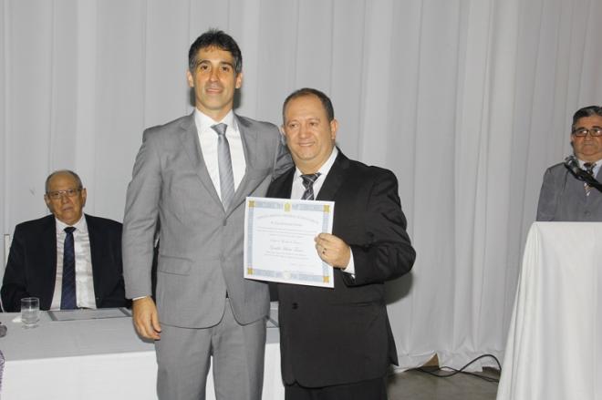 Prefeito eleito de Timóteo, Geraldo Hilário Torres, é diplomado