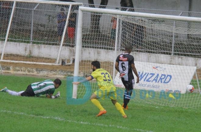 São Francisco levou vantagem no duelo de santos”
