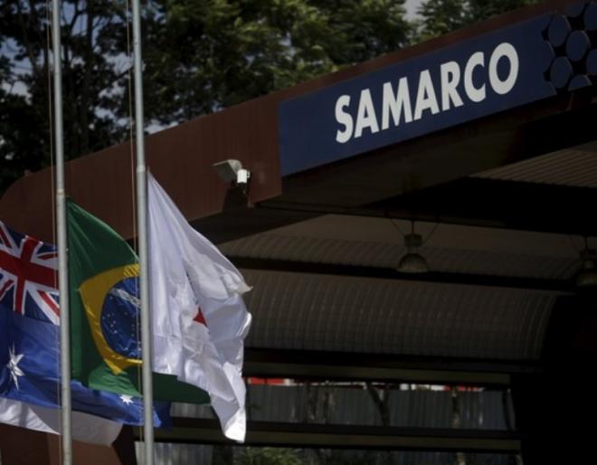 A Justiça acata pedido do MPMG e suspede todas as licenças ambientais da Samarco