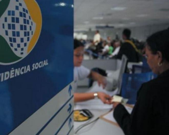 Quase 9.000 servidores da Educação foram aposentados desde o início deste ano