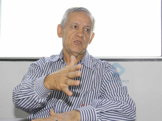 No período em que esteve afastado dos noticiários, o ex-prefeito procurou se refazer, pois acredita que foram quatro anos desgastantes e que o exigiram muito