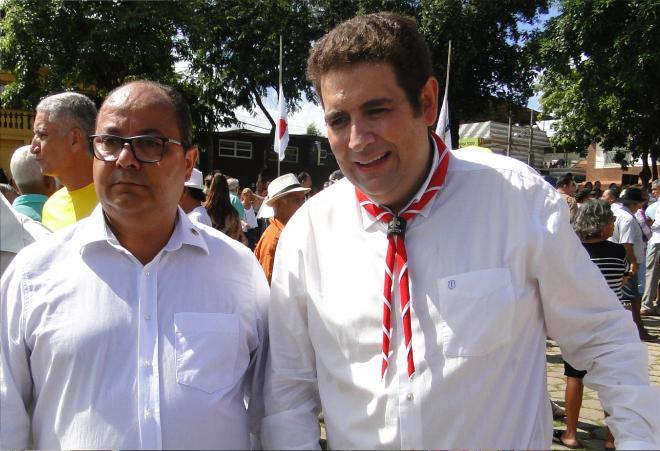 O vice-prefeito, Gregório e o prefeito Marcos Vinicius, na comemoração dos 68 anos de Coronel Fabriciano 