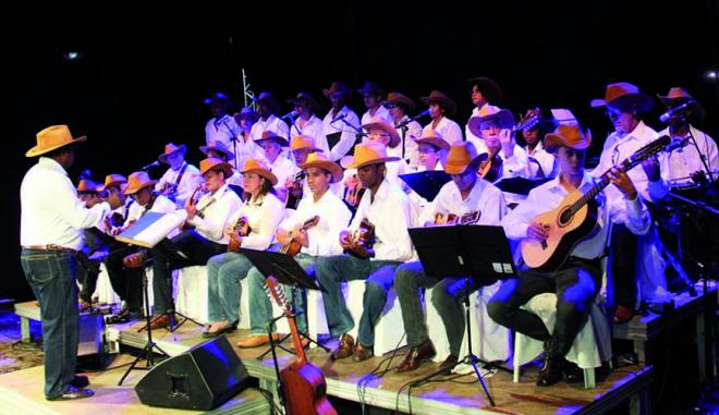 Orquestra de Viola Caipira do Vale do Aço