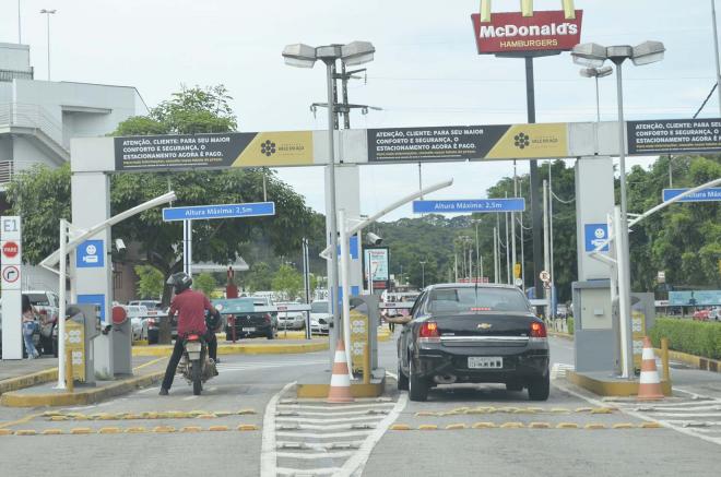 Lojistas querem manutenção de redução em taxa de estacionamento no SVA