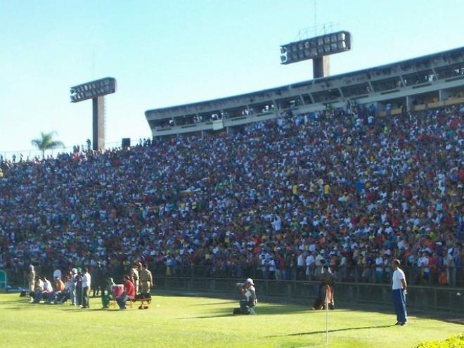 Bons Tempos: Lances do jogo entre Ipatinga X Cruzeiro, pelo Campeonato Mineiro, em 10 de março de 2007. O Tigre venceu a partida por 3 X 1. 