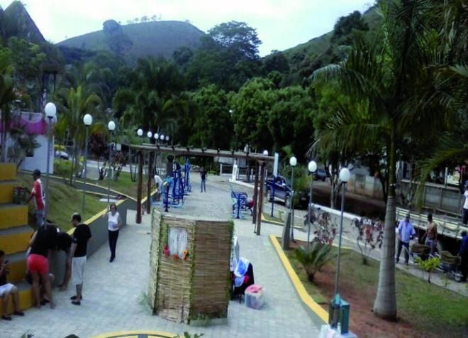 Esta praça pública em Marliéria teve o solo compactado com o agregado