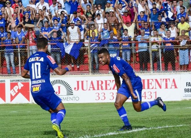 Partida em Teófilo Otoni, no domingo, 5 