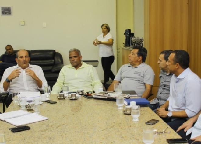 Executivo da Ternium participou de reunião com vereadores nessa segunda-feira