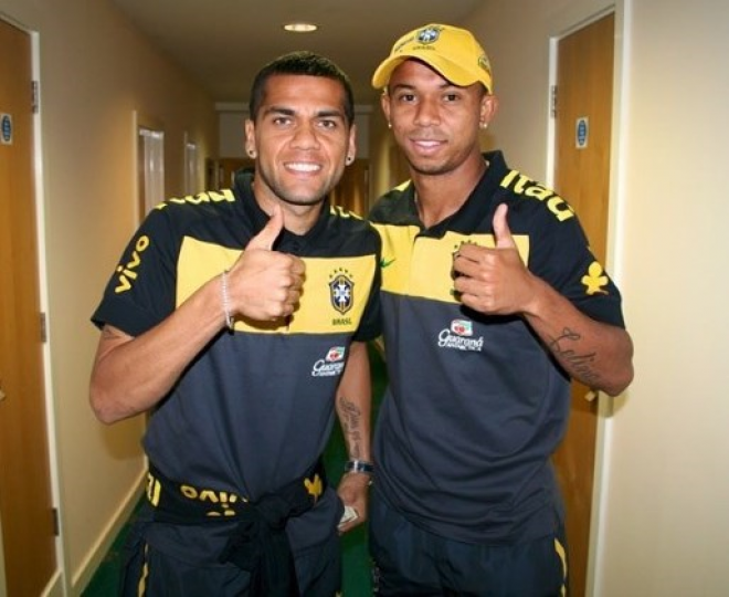 Mariano foi convocado para substitui Daniel Alves