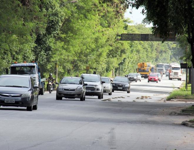 A estimativa é que a interrupção no trânsito dure entre 20 e 40 minutos