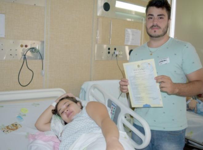 Os pais Cledson Duarte Linhares e Alice Silva Duarte registraram a pequena Emanuelly