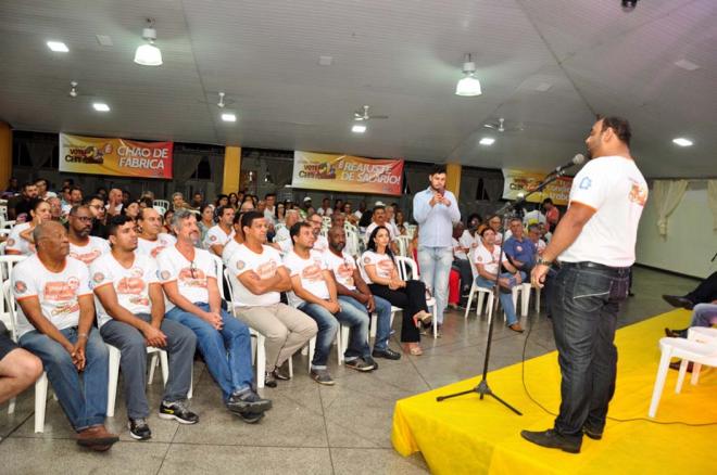 Apresentação na noite de quarta-feira