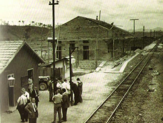 A construção da Estação Ferroviária às margens da atual Avenida Pedro Linhares