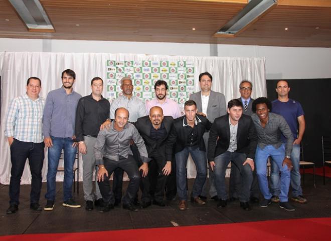  Ipatinga FC apresenta comissão  técnica