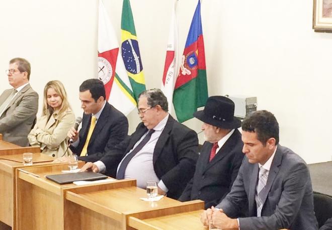 Reunião do TJMG dia 23, em Ipatinga, reuniu prefeitos de vários municípios