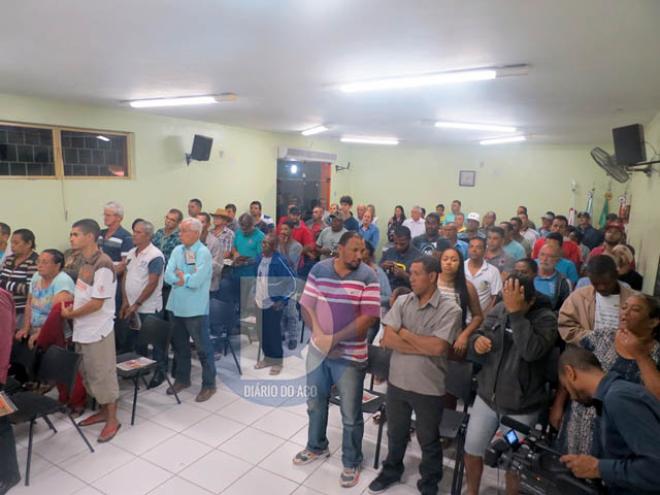 Todos os presentes foram informados sobre desapropriação e reassentamento dos atingidos pela obra