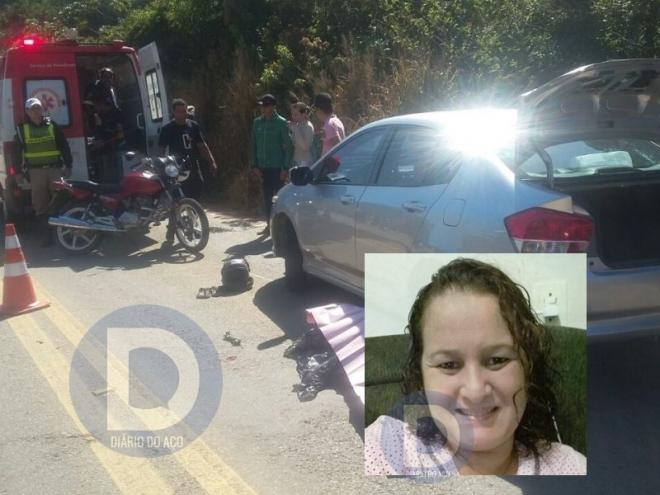 Cristina (detalhe) pilotava a motocicleta e caiu debaixo de um carro, ao bater na traseira de um caminhão