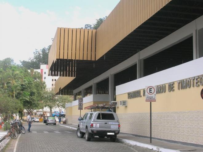 A Jari está localizada no Terminal Rodoviário de Timóteo 