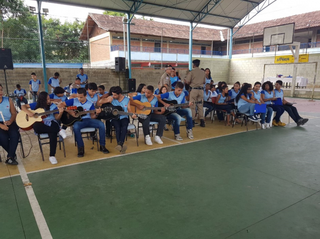 Banda de música é formada por alunos da Escola Manoela Soares Bicalho 