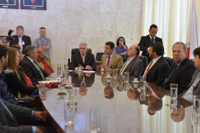 A reunião ocorreu no Salão Nobre do Palácio da Inconfidência 