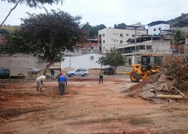A Sesuma continua orientando a população para que ajude a manter a cidade limpa, denunciando quem faz descarte de entulho e lixo em local irregular