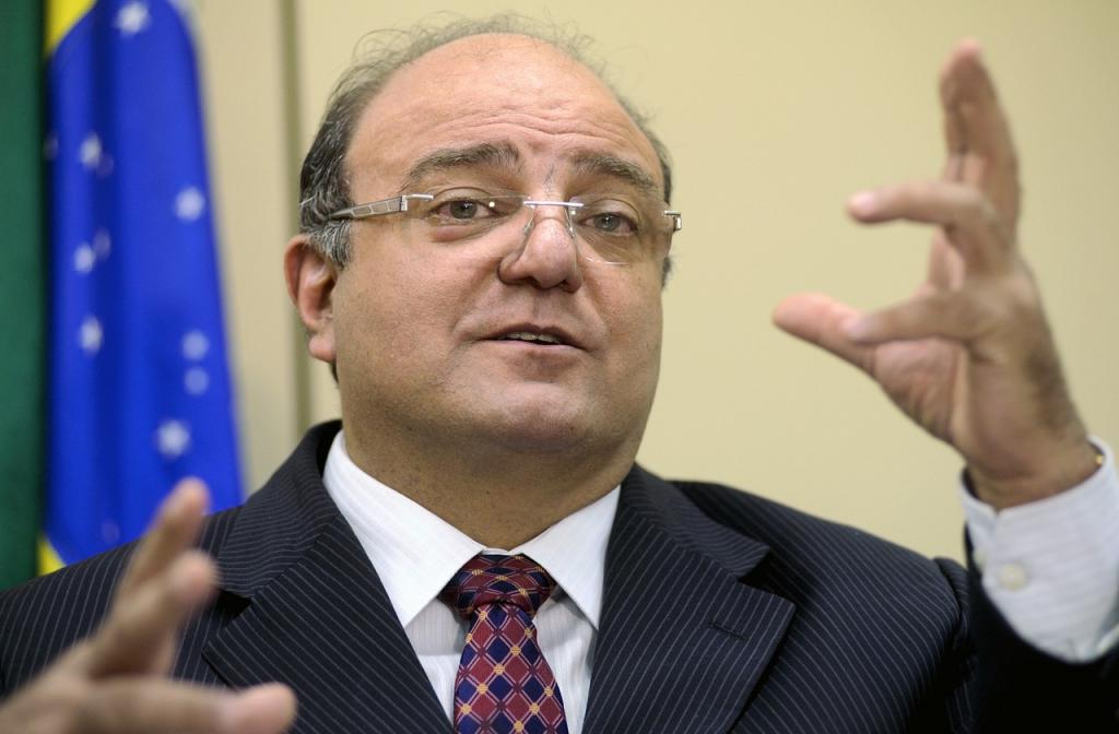 O ex-líder dos governos Lula e Dilma na Câmara dos Deputados, Cândido Vaccarezza, foi preso em nova etapa da Operação Lava Jato