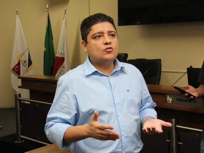 Leandro Xingó, o Xingozinho (PSD), explicou as normas do concurso durante entrevista