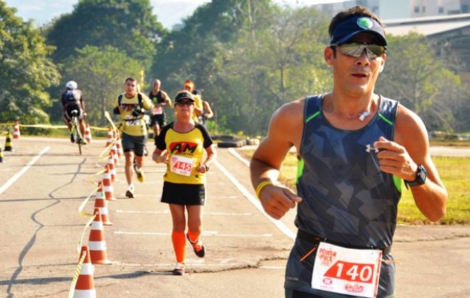 A principal competição é a de 5 km de Corrida, mais 20 km de Ciclismo e, novamente, 2,5 km de Corrida