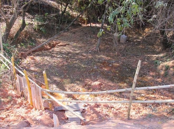 Volume de água na nascente do bairro Chácaras Madalena diminuiu significativamente ao longos dos anos 