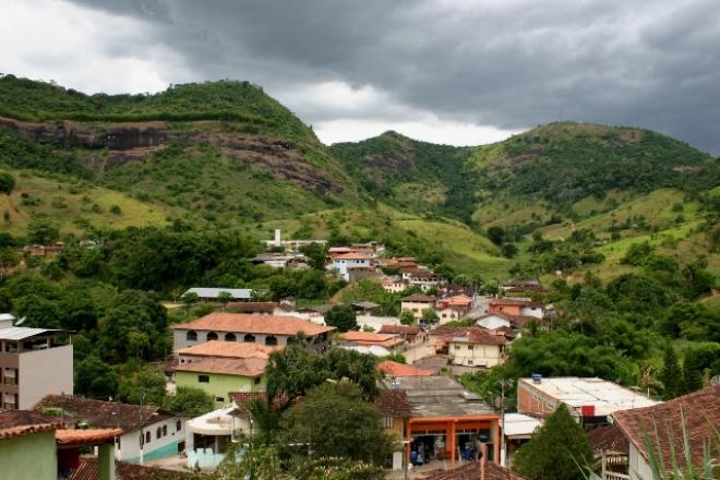 Desde 2012, todo o esgoto gerado em Braúnas é despejado in natura no Ribeira Pitanga 