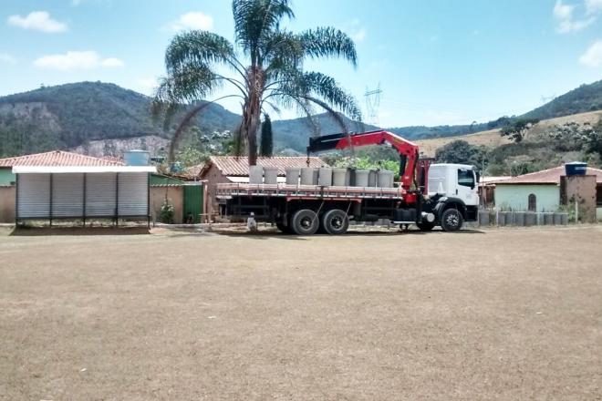 Cerca de 50 manilhas foram entregues no distrito de Hematita pela prefeitura 