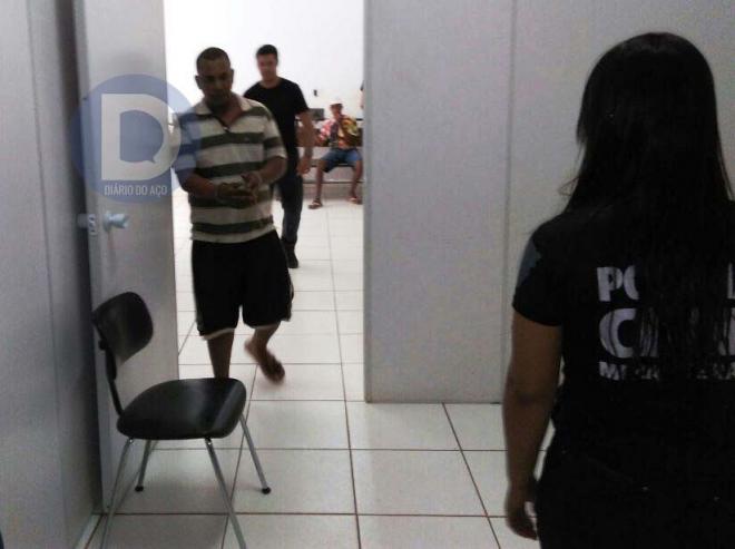Foram detidos os investigados Vanilton Coelho de Oliveira, o Tiquim, e Thiago Tomaz dos Santos