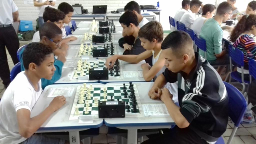 Fase promove quinta edição do curso de formação em xadrez para